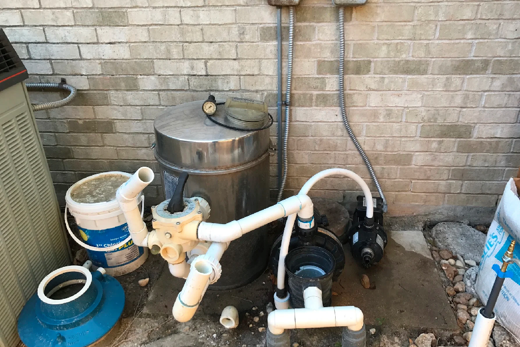 pool equipment service image
